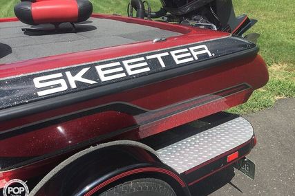 Skeeter ZX190