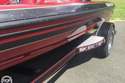 Skeeter ZX190