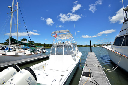 Mako 295 Side Console Cuddy