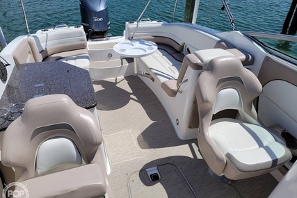 Hurricane 2690 Sun Deck