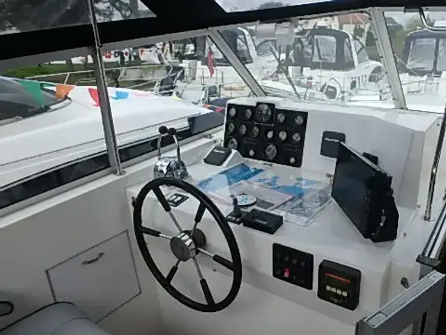 Broom Ocean 42