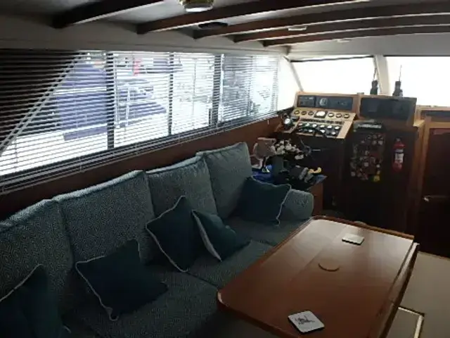 Broom Ocean 42