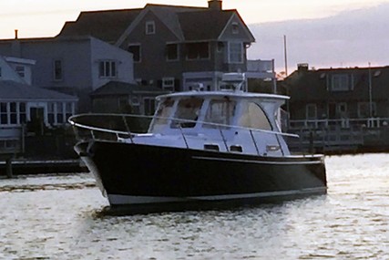 Legacy 34 Express