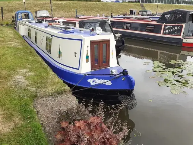 Bluewater 60ft Cruiser Stern Narrowboat called Cheers