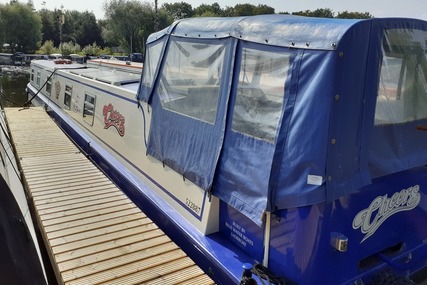 Bluewater 60ft Cruiser Stern Narrowboat called Cheers