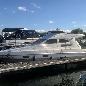 1996 Sealine F33