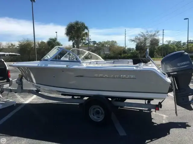 Sea Hunt Escape 188 LE