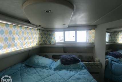 Cruisers 3950 Aft Cabin