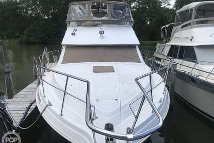 Cruisers 3950 Aft Cabin