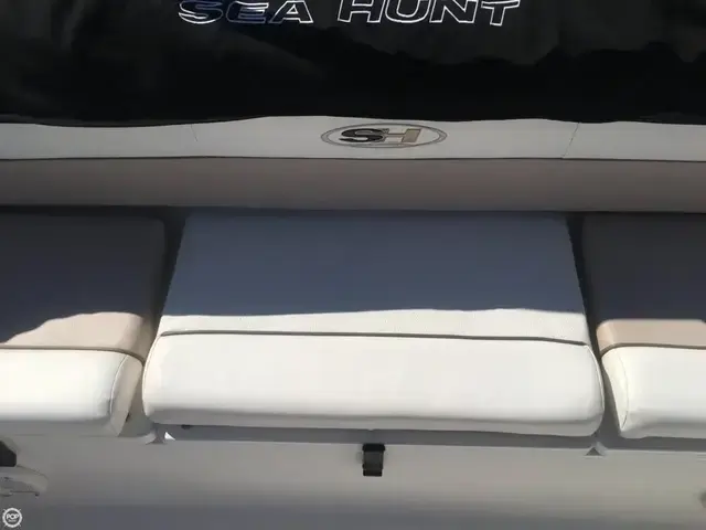 Sea Hunt Escape 188 LE