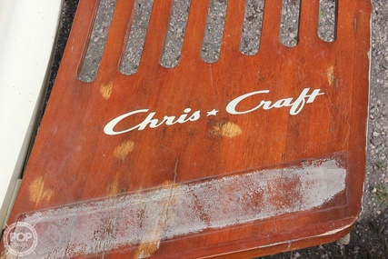 Chris Craft Commander 38 Sedan