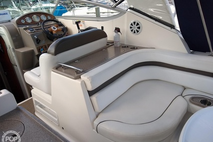 Rinker 280 Express Cruiser