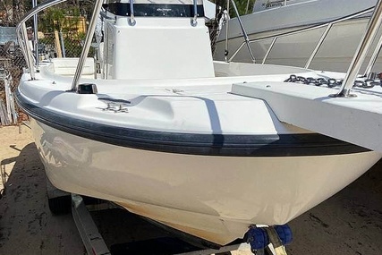 Boston Whaler 21 Outrage