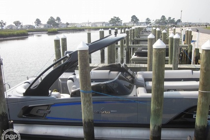 Avalon Excalibur Elite Windshield 27