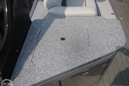 Avalon Excalibur Elite Windshield 27