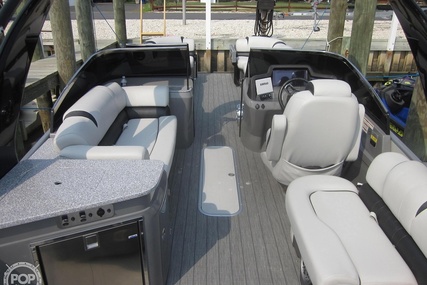 Avalon Excalibur Elite Windshield 27