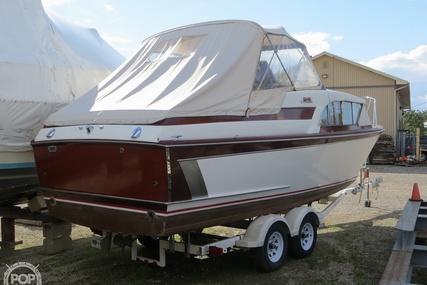 Chris Craft Cavalier