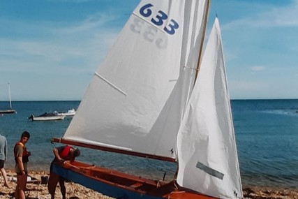 Custom Boats Scorpion Sailing Dinghy