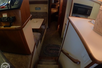 Carver 4207 Aft Cabin