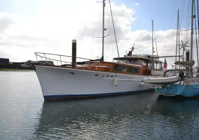 Motor Yacht Stephens Marine 65