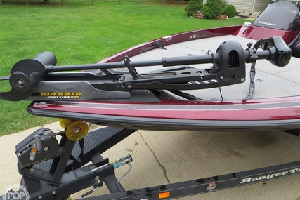 Ranger Boats Apache 519 VX