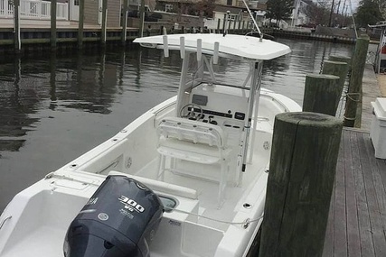 Sea Hunt Triton 240