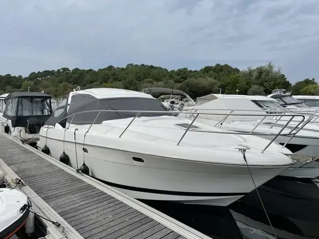 Prestige 34 Open