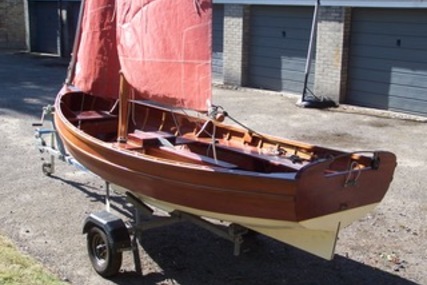 Custom Boats Wootton Bridge Sailing dinghy