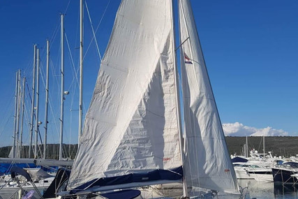 Avar Yacht 29