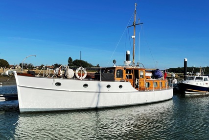 45ft SAUNDER ROE MOTOR YACHT