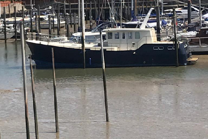 Houseboat Steel Trawler