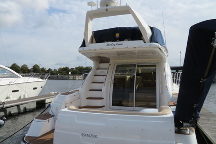 Sealine F42.5