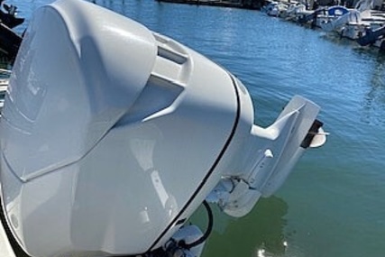 Boston Whaler 18 Outrage