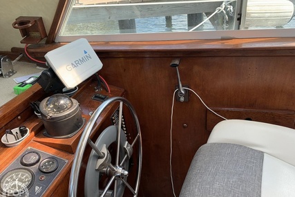 Morgan 33 Pilothouse