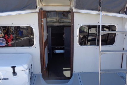 Bertram 28 Flybridge