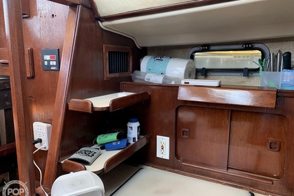 Morgan 33 Pilothouse