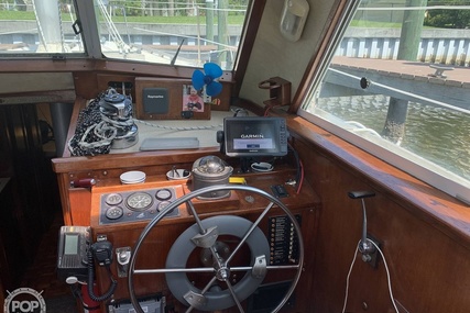 Morgan 33 Pilothouse