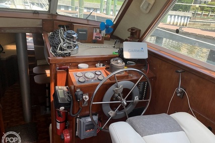 Morgan 33 Pilothouse