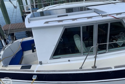 Morgan 33 Pilothouse