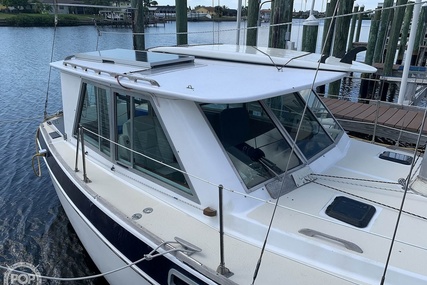 Morgan 33 Pilothouse