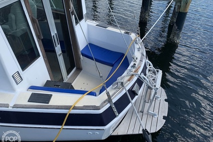 Morgan 33 Pilothouse