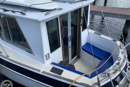 Morgan 33 Pilothouse