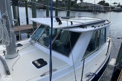 Morgan 33 Pilothouse