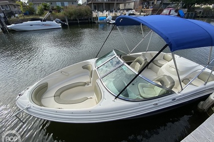 Sea Ray 180 SPORT BOWRIDER