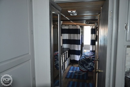 Kayot 46' Steel Pontoon Houseboat