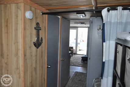 Kayot 46' Steel Pontoon Houseboat