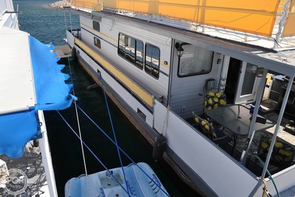 Kayot 46' Steel Pontoon Houseboat