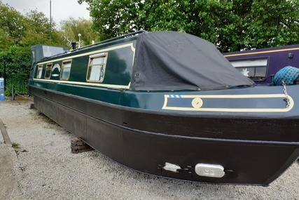 Liverpool Boats Askeladden 45ft Cruiser stern narrowboat