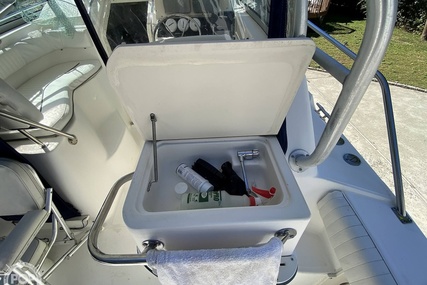 Boston Whaler 260 Conquest