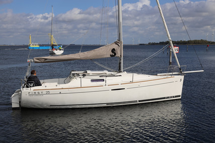 Beneteau First 25